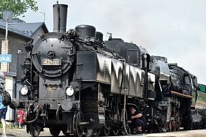 Pohraniční železniční trať z Dolní Lipky do Šternberku slaví 150 let. 