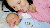 Tadeáš Jirásek je první radostí pro maminku Janu Jiráskovou z Nepomuk. Narodil se 26. července v 1.27 hodin s hmotností 4,200 kg. 