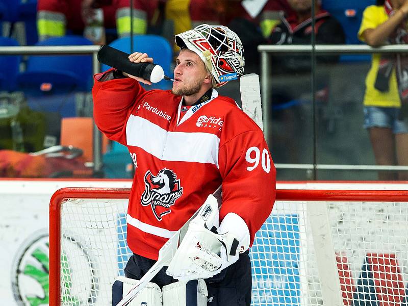 Hokejový Mountfield Cup: HC Dynamo Pardubice - HC Davos.