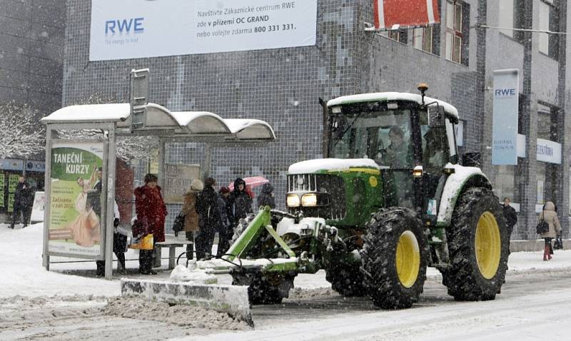 Sníh poprvé v roce 2013 zasypal Pardubice. 