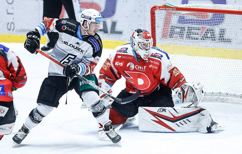 Generali play off Tipsport extraligy - osmifinále: HC Dynamo Pardubice - HC Energie Karlovy Vary.