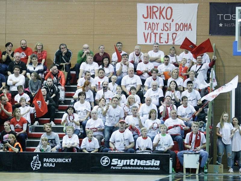 Mattoni NBL: BK JIP Pardubice - ČEZ Basketball Nymburk.