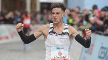 Vítězem Pardubického vinařského půlmaratónu a Mistrovství ČR mužů a žen v půlmaratonu 2019 v ulicích města Pardubic se stal Jiří Homoláč.