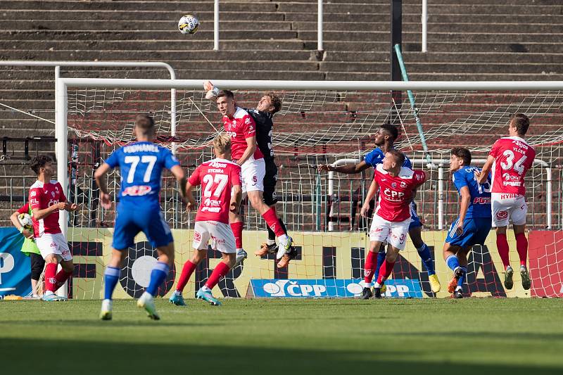 Pardubice ani napodruhé nebodovaly pod trenérem Němečkem. V zápase proti Sigmě Olomouc prohrály dvoubrankovým rozdílem.