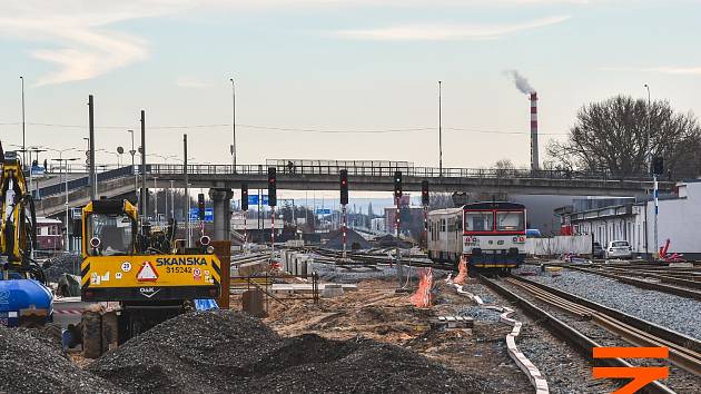 V roce 2020 Správa železnic začala s modernizací celého železničního uzlu. Stavba za 5,6 miliard korun zatím přinesla rekonstrukci kolejišť i nové peróny.