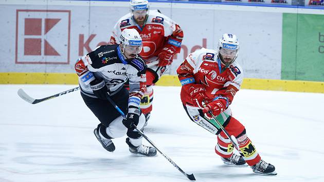 Hokejová extraliga: HC Dynamo Pardubice - HC Energie Karlovy Vary.