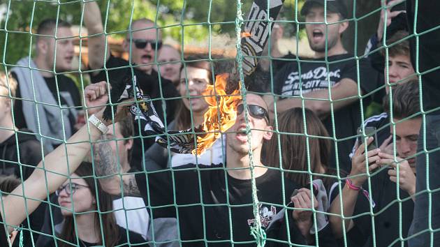 Fotbalová FORTUNA:NÁRODNÍ LIGA: FK Pardubice - FC Hradec Králové.