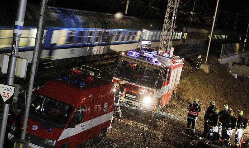 Cvičení v krasíkovském železničním tunelu prověřilo připravenost hasičů na zásah v tomto obtížném prostředí.