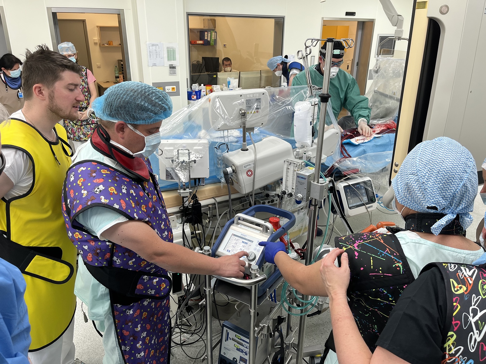 Nový přístroj v Pardubické nemocnici zvýší šance na přežití po těžkém  infarktu - Pardubický deník