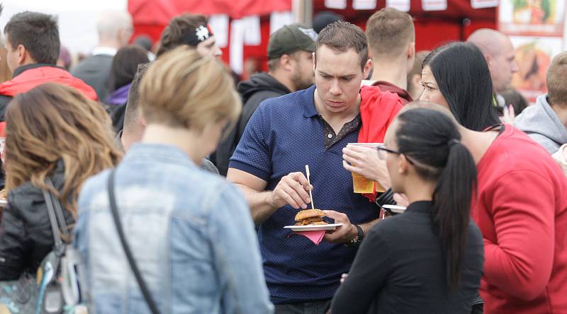 Gurmánský Bosh Fresh Festival na pardubickém dostihovém závodišti.