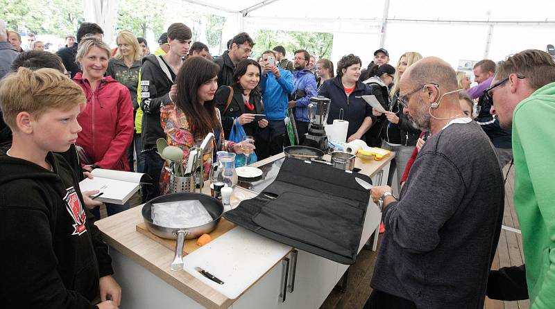 Gurmánský Bosh Fresh Festival na pardubickém dostihovém závodišti.