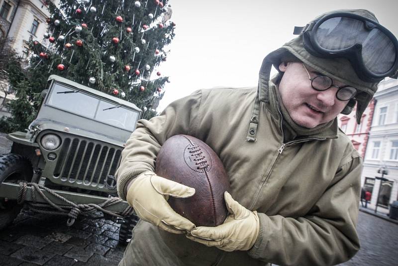 Novoroční jízda veteránů mezi Pardubicemi a Sezemicemi. 