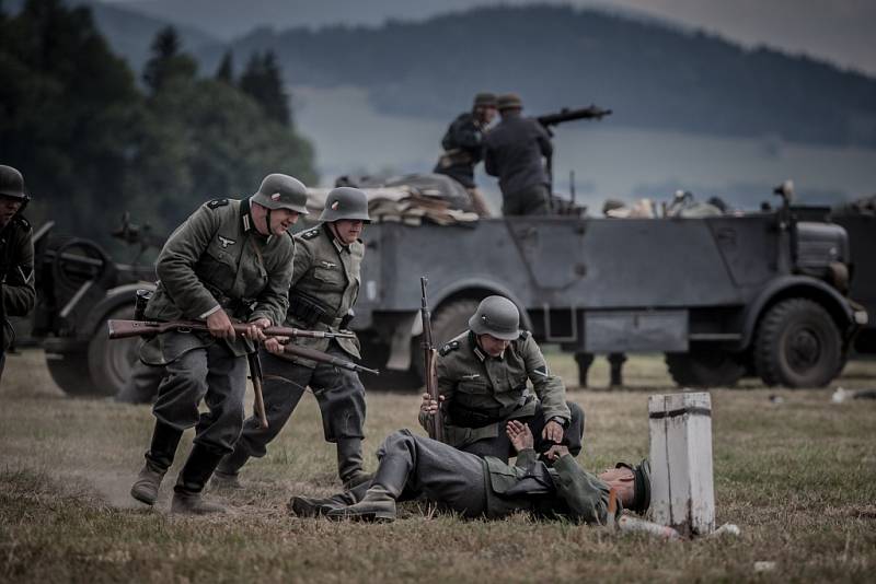 Cihelna 2016. Ukázky bojů druhé světové války.