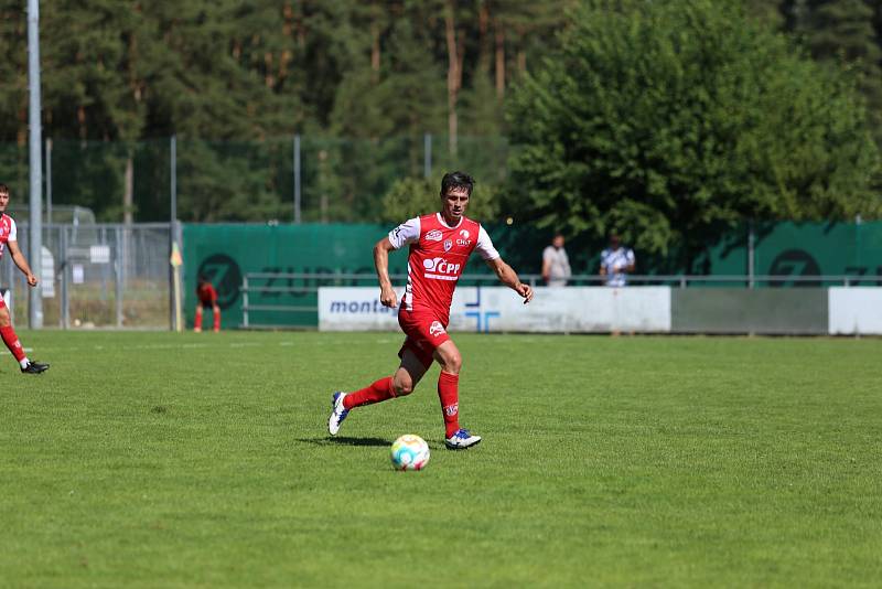 Fürth vs. FK Pardubice.