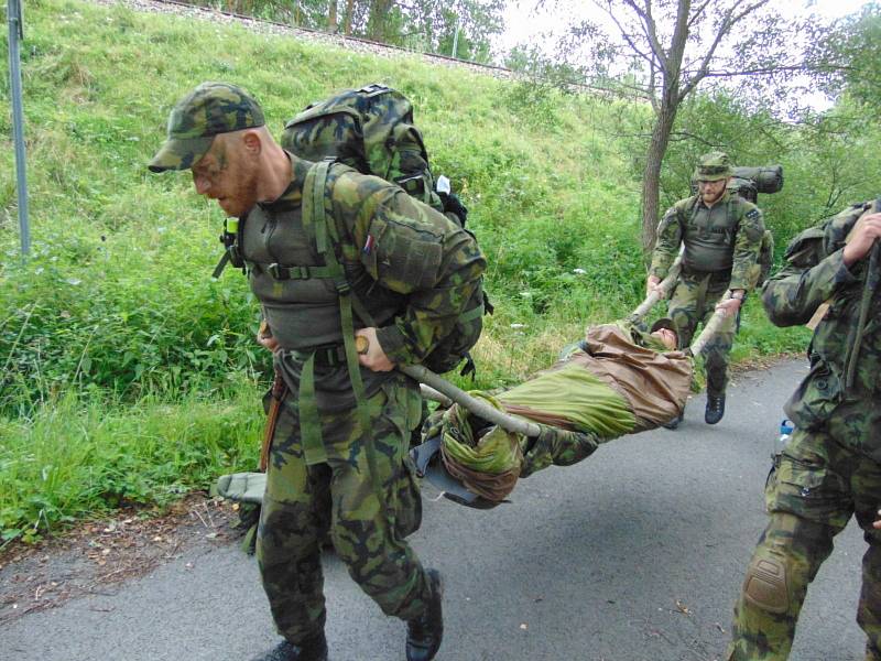 Výcvik SERE učí vojáky, jak přežít v přírodě i v zajetí.