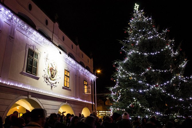 Rozsvícení vánočního stromu Lázně Bohdaneč.