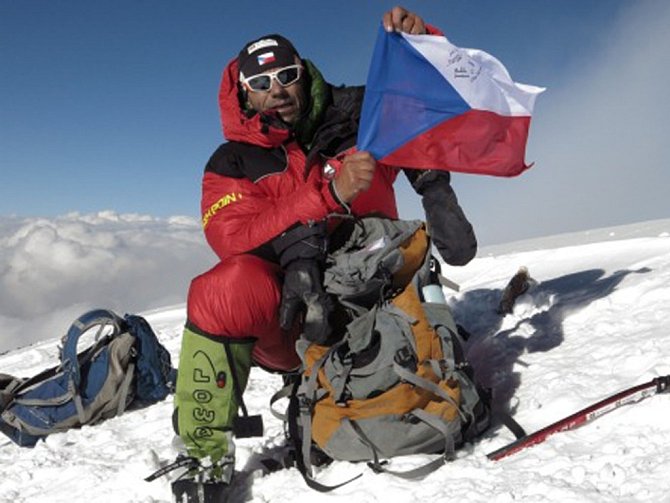 Vrchol K2, poslední osmitisícovky, která Radkovi Jarošovi scházela, dobyl 26. července letošního roku. 