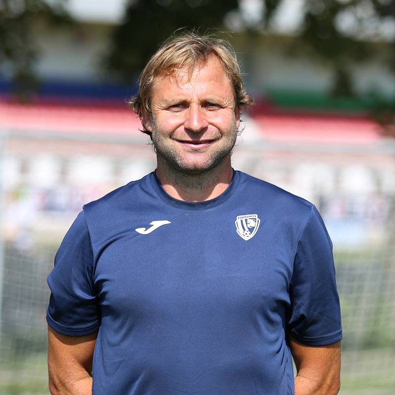 Pavel Němeček je dočasným hlavním trenérem A týmu FK Pardubice.