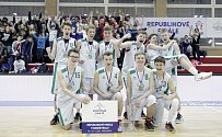 Vítězný basketbalový tým Základní školy Studánka.