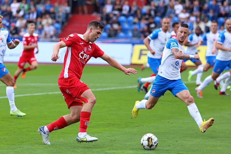 Pardubice oslavy 100 let Baníku nepokazily. Na vítkovickém stadionu inkasovaly tři branky.