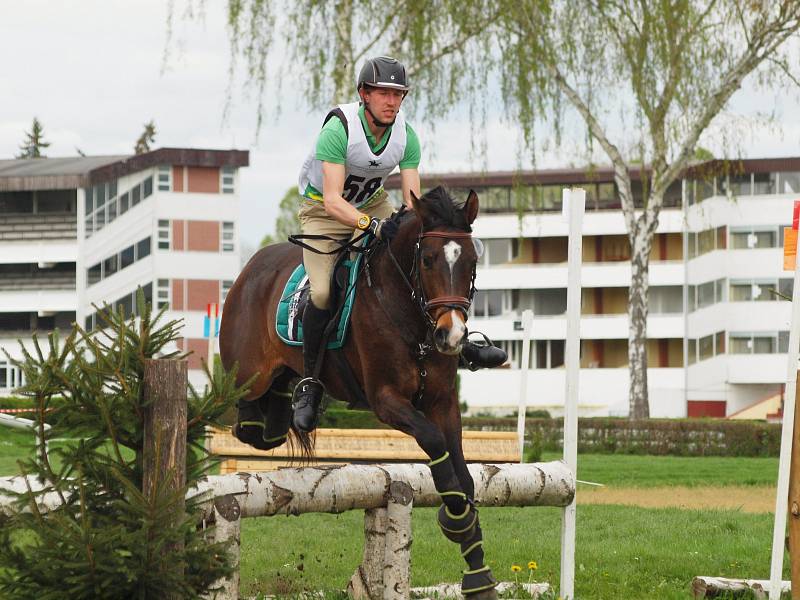 Svátky budou na pardubickém závodišti patřit Jarní všestrannosti