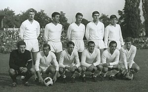 Ligová parta z TJ VCHZ Pardubice ze sezony 1968/1969.