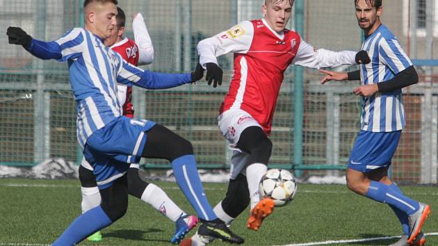 Fotbalová příprava: FK Pardubice - FK Dobrovice.