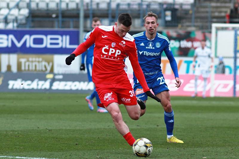 Pardubice remizovaly na hřišti Olomouce a odlepily se z posledního místa FORTUNA LIGY