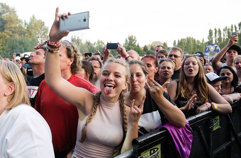 LétoFest na pardubickém dostihovém závodišti.