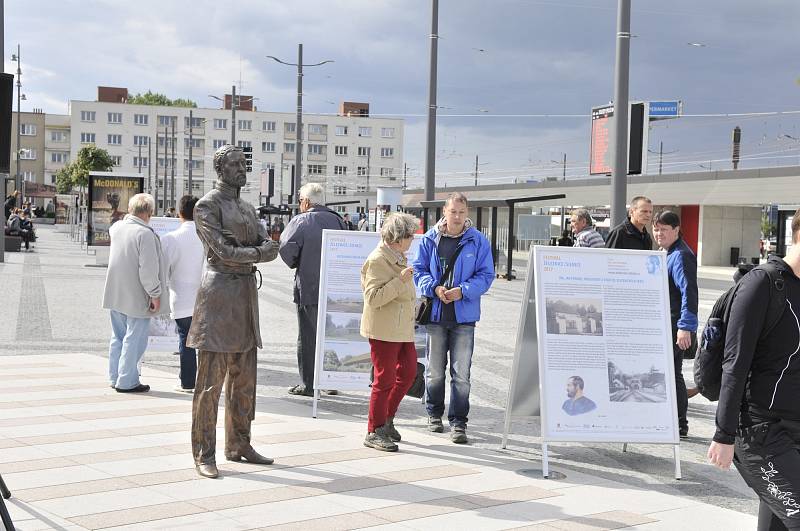 Pardubice oslavily výročí narození stavitele železnic Jana Pernera.