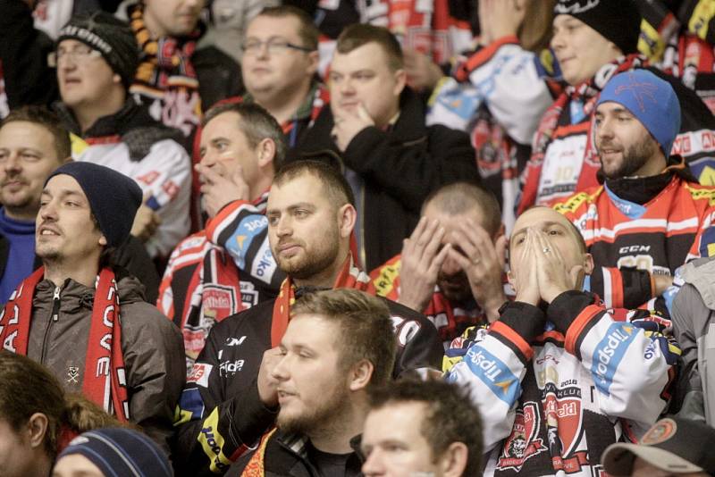 Derby Pardubice vs. Hradec mělo tu správnou atmosféru. V závěru se ale mohli radovat fanoušci Dynama.