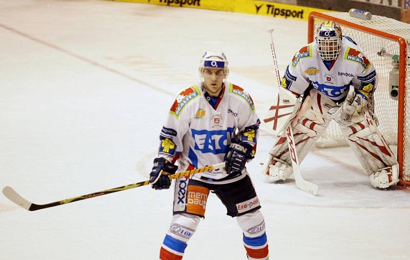 První finálové utkání ovládl domácí Eaton. Pardubice  - Vítkovice 5:1