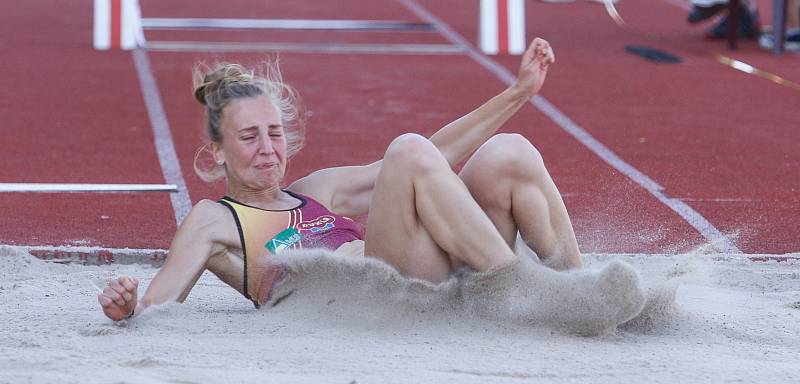 Pardubický atletický mítink na Městském atletetickém stadioně.