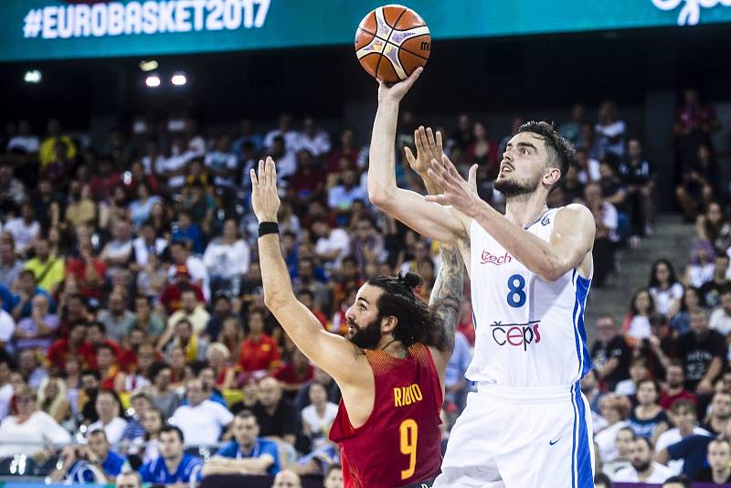 Z basketbalového duelu Česko - Španělsko na ME  2017.