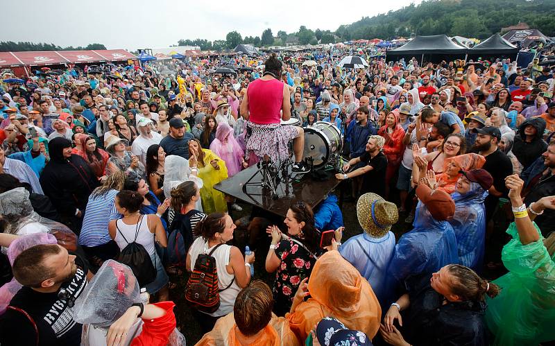 17. ročník letního kulturního festivalu Hrady CZ se koná během léta na významných českých a moravských historických památkách. Zavítal i na Kunětickou horu na Pardubicku.