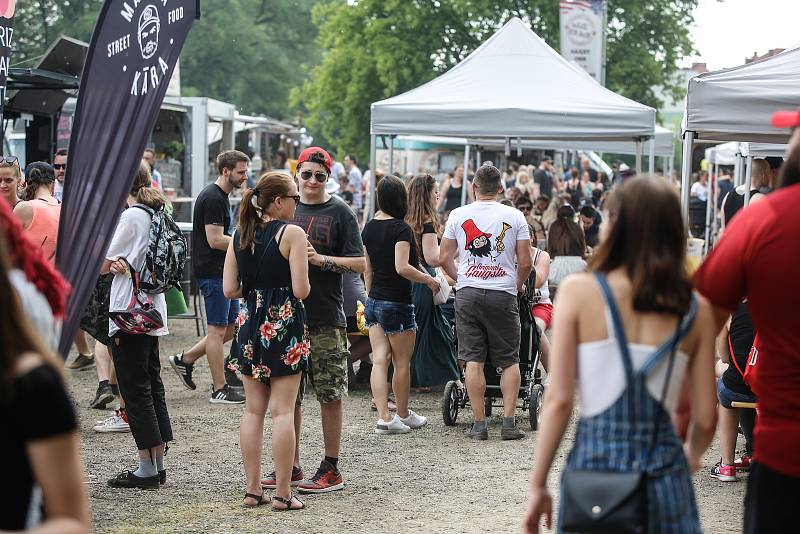 Čistě foodtruckový festival po roce zamířil do centra Pardubic.