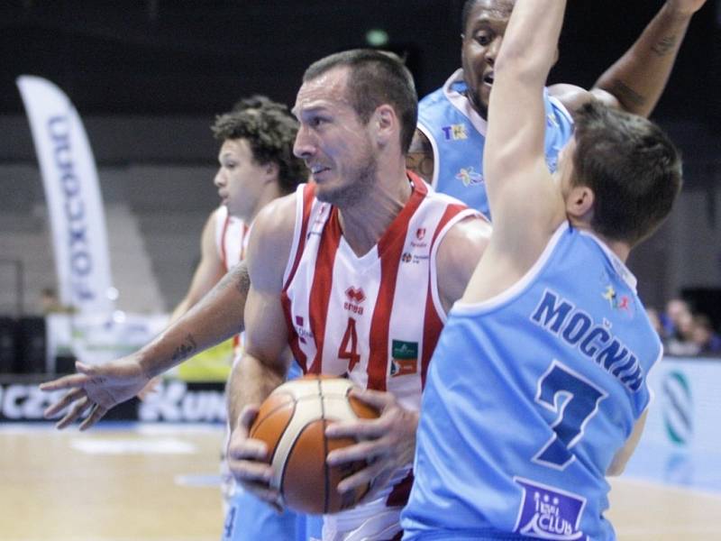 Mattoni NBL: BK JIP Pardubice - BK Olomoucko.