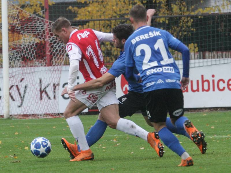 Fotbalová FORTUNA:NÁRODNÍ LIGA: FK Pardubice - FC MAS Táborsko.