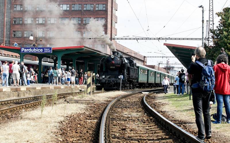 Z oslav 160. výročí tratě Pardubice – Jaroměř a Regionálního dne železnice v Pardubicích. 