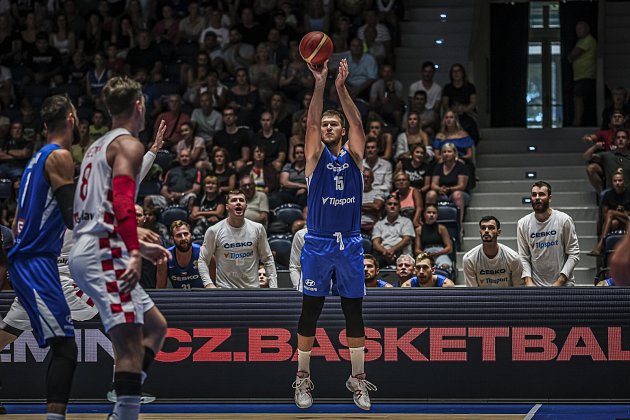Forma před Eurobasketem. Čeští basketbalisté vyhráli CZ BASKETBALL Cup. Ve finálovém utkání zdolali dvojciferným rozdílem silné Chorvatsko.