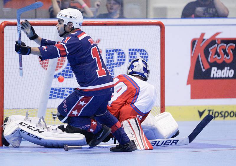 Hokejbalové utkání Mistrovství světa mezi Českou republikou a USA v pardubické Tipsport Aréně.