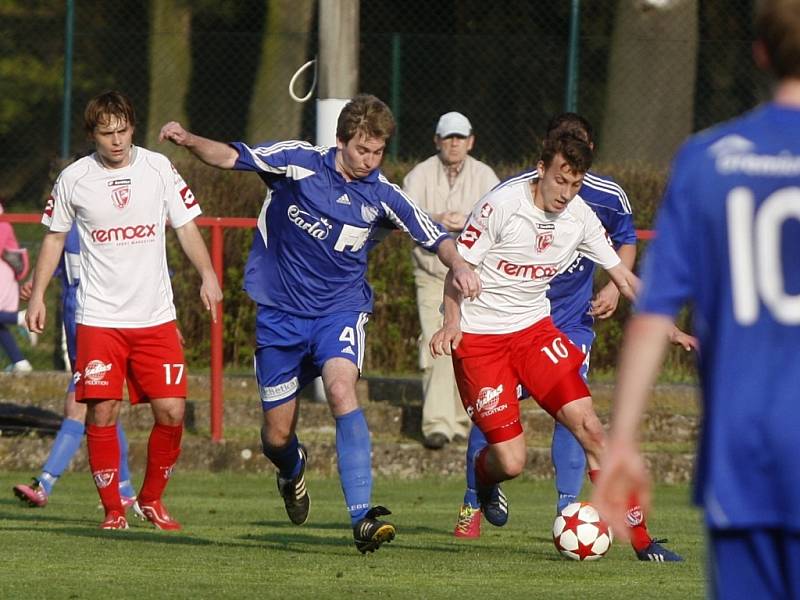 Pardubice B  –  Dvůr Králové 2:2