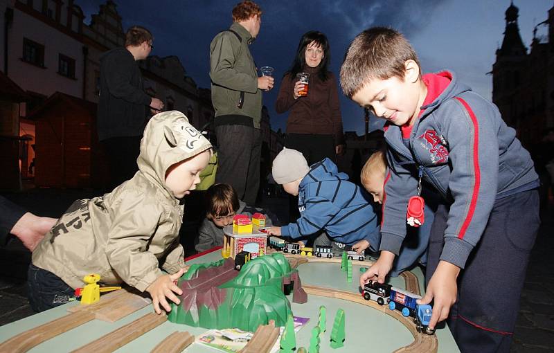 Městské slavnosti 2012 - lampionový průvod