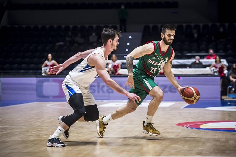 Čeští basketbalisté udolali v pardubické aréně Bulharsko.