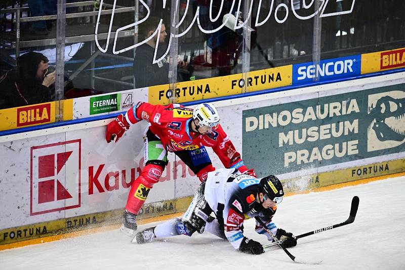 Pardubice nestačily na Spartu a z O2 Areny tak odjíždí s prázdnou. Pardubice srazily na kolena především oslabení.