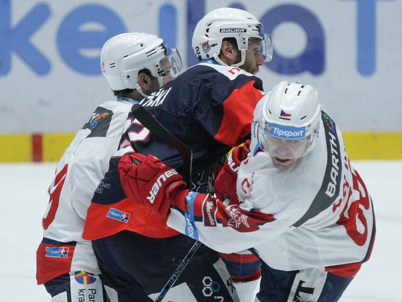 Hokejová extraliga: HC Dynamo Pardubice - Piráti Chomutov.