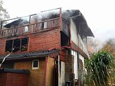 Hořela chata, její majitele postihl kolaps