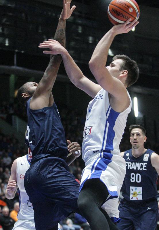 Kvalifikace na MS basketbalistů: Česká republika - Francie.