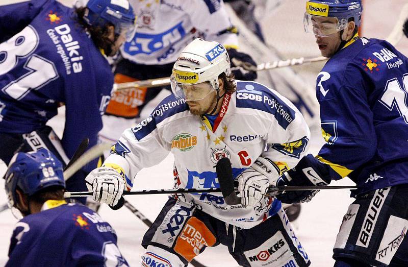 Hokejisté HC Eaton Pardubice prohráli ve třetím utkání semifinále play off s Vítkovicemi 0:3.