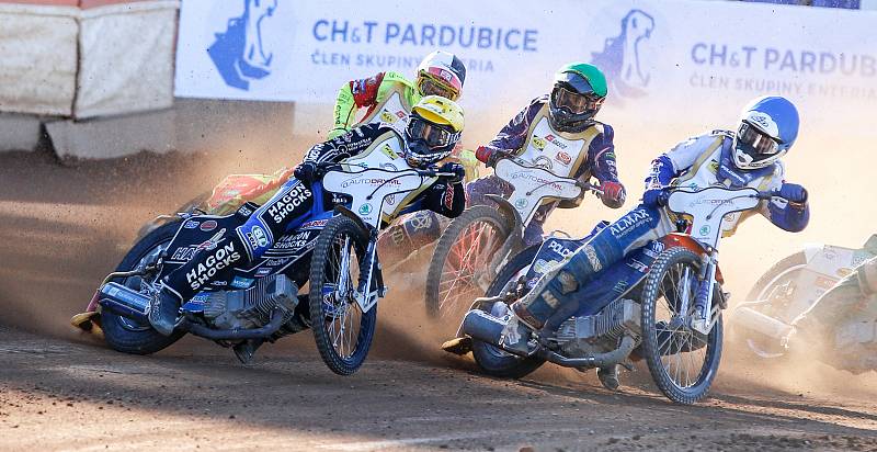 V 72. ročníku Zlaté přilby města Pardubice na svítkovském plochodrážním stadionu zvítězil australan Jason Doyle.